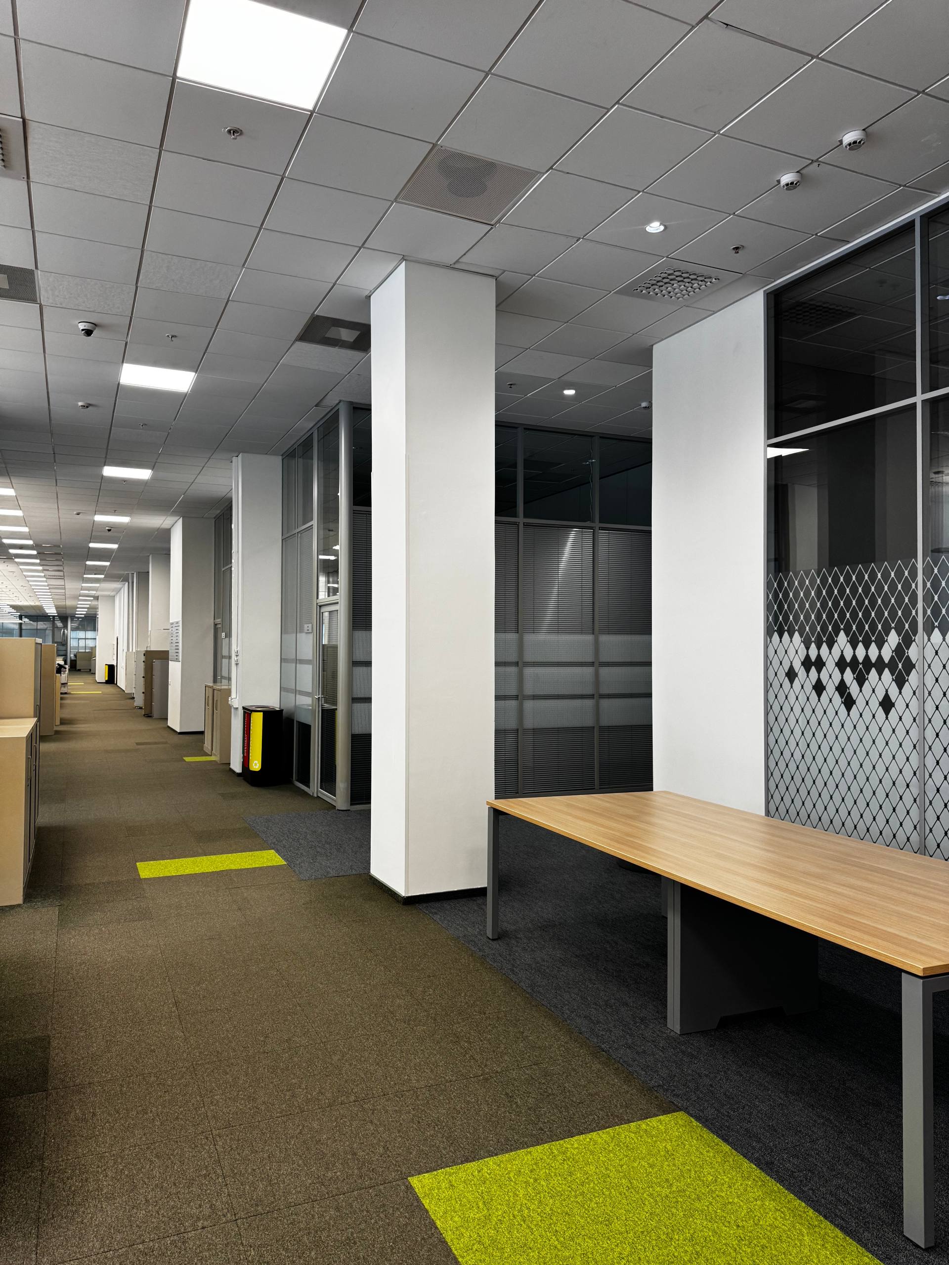 Office 4 780 m² in Moscow, Russia