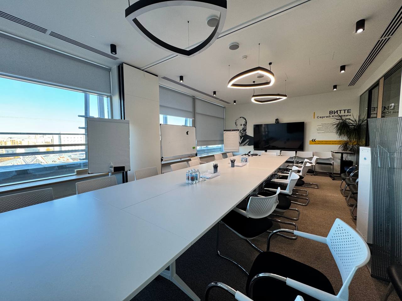 Office 4 379 m² in Moscow, Russia