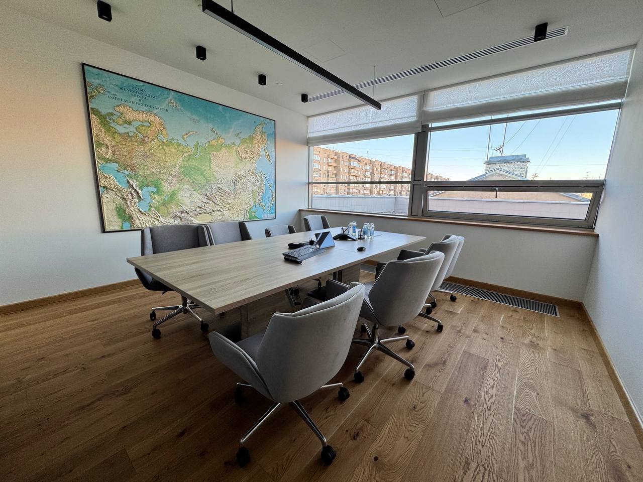 Office 4 379 m² in Moscow, Russia
