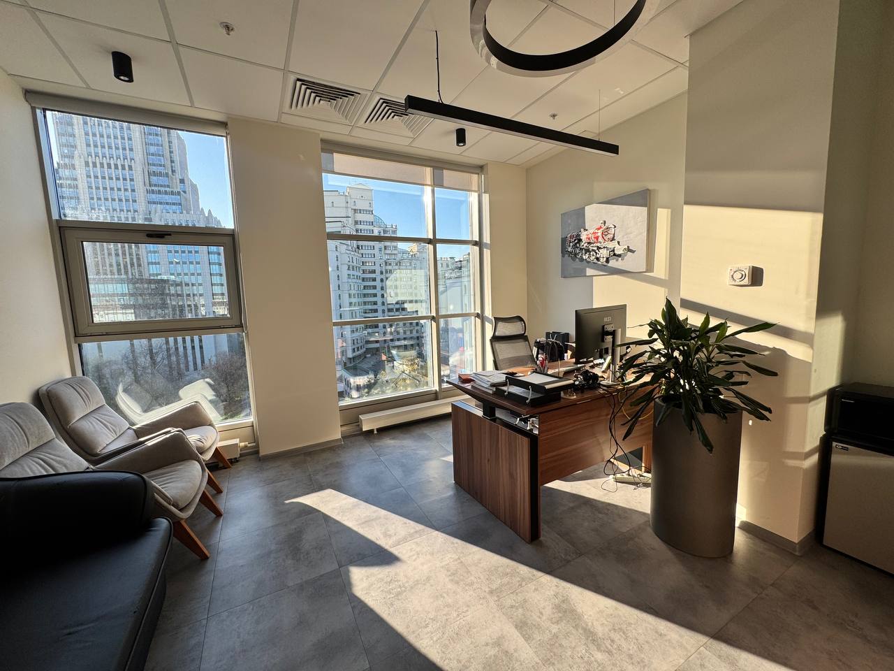 Office 4 379 m² in Moscow, Russia