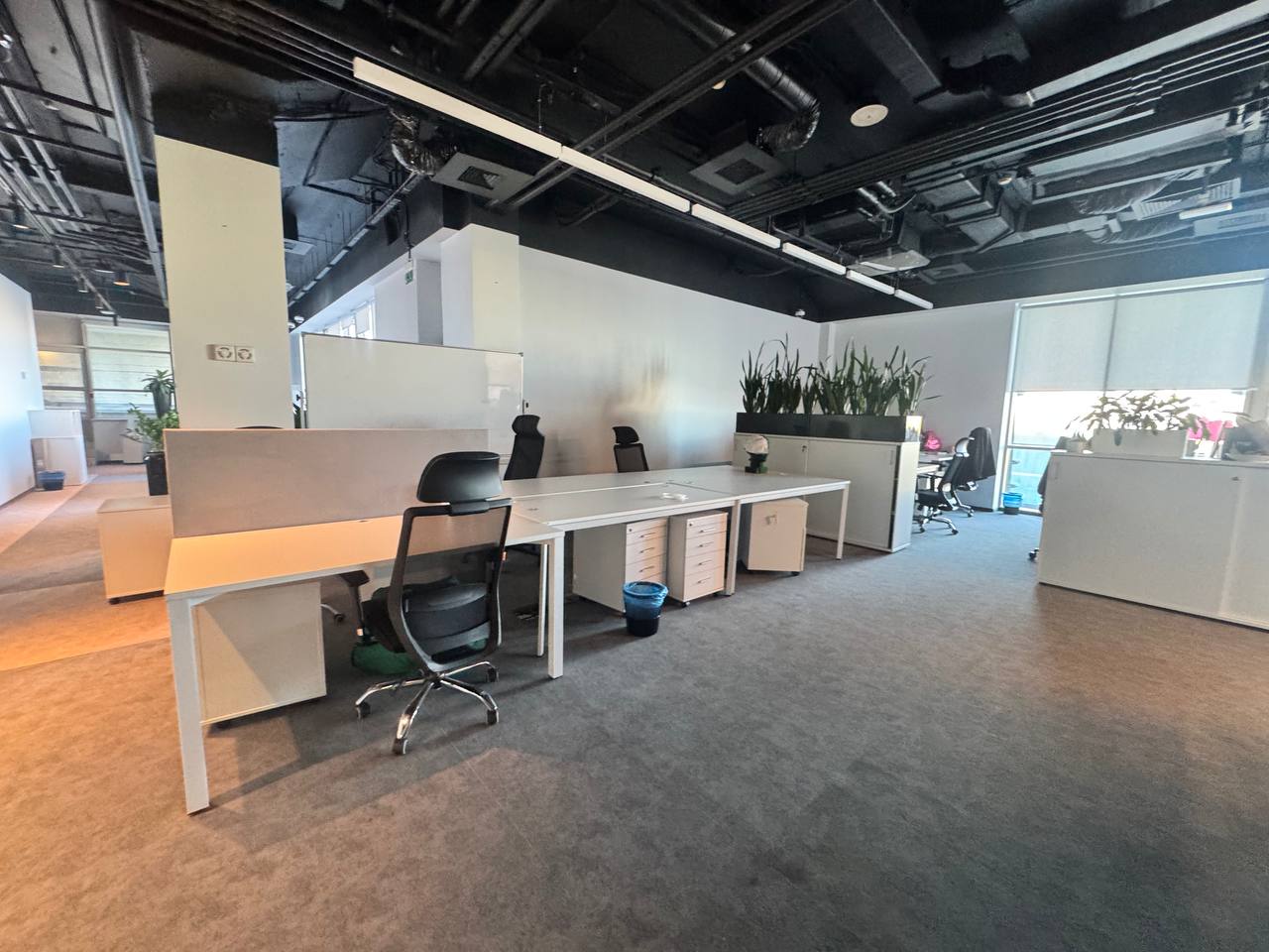 Office 4 379 m² in Moscow, Russia